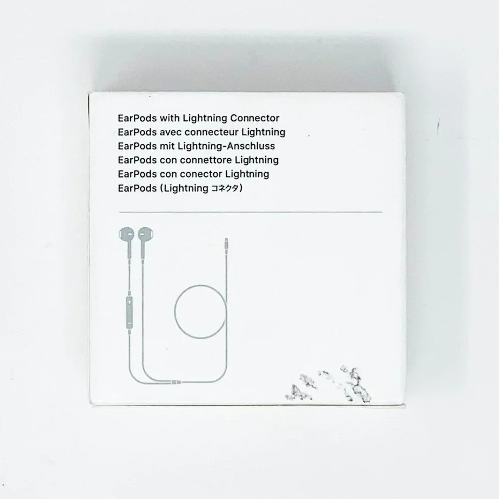Apple | EarPods with Lightning Connector | NEW IN BOX!